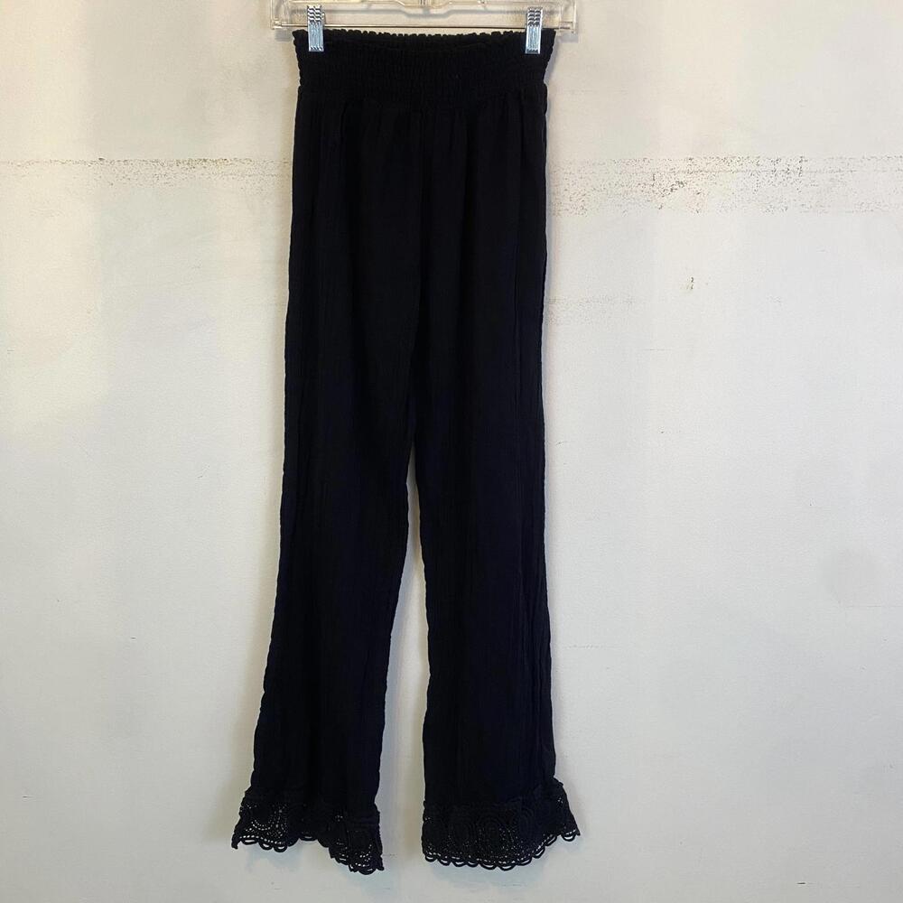 LA BLANCA black lace hem cotton gauze swim coverup pants sz M